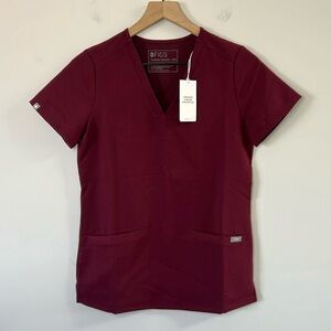 Figs Casma Three-Pocket Scrub Top
